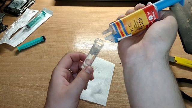 Эпоксидка в ремонте ноутбуков. Какую выбираю, как храню, и как использую. смотреть онлайн