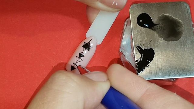 ГЕОМЕТРИЧЕСКИЕ ДИЗАЙНЫ?NAIL ART TUTORIAL смотреть онлайн