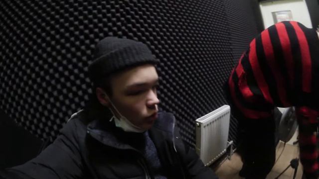 ВСЕ ТАКИ КУПИЛИ ТУ "САМУЮ ДОРОГУЮ ГИТАРУ" смотреть онлайн