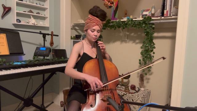 Bach Cello Suite No. 1 in G Major: Prelude смотреть онлайн