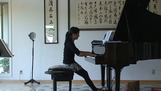 Playing for Mommy - Petrarch's Love Sonnet #104 by Franz Liszt смотреть онлайн