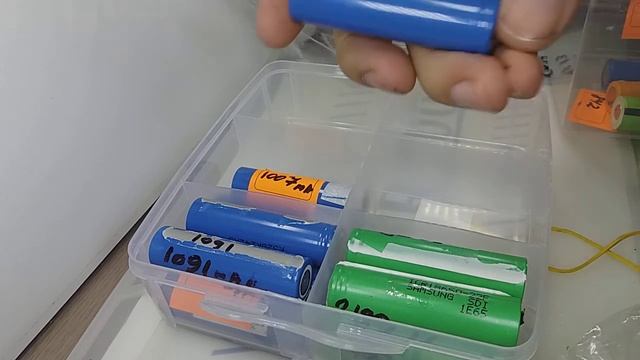 Где хранить аккумуляторы 18650 смотреть онлайн