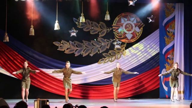 Танцевальный коллектив «Россияночка», «Как родная меня мать провожала». смотреть онлайн