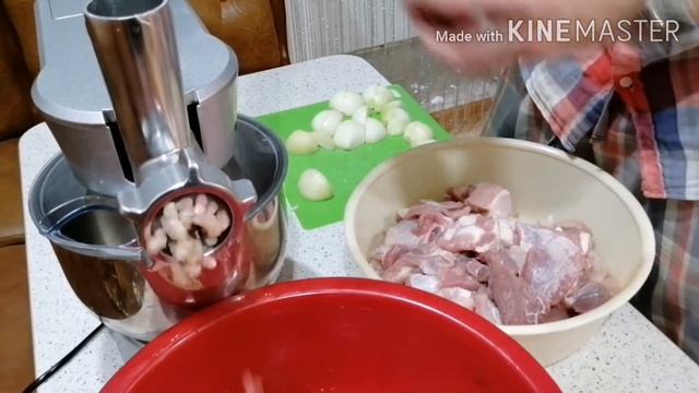 Вкусный фарш из курицы и свинины смотреть онлайн