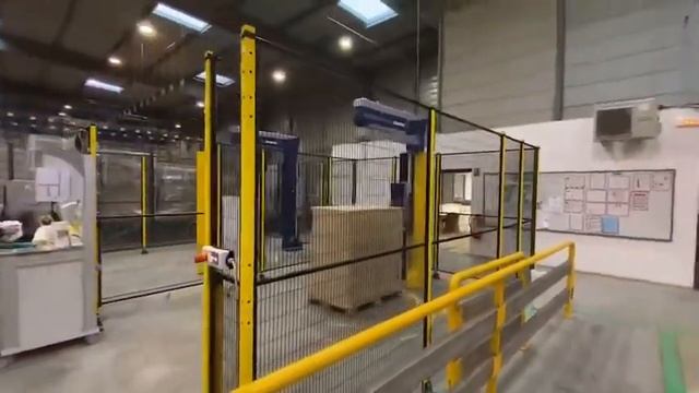 Упаковка паллет на логистическом складе | Паллетообмотчик ROBOPAC MASTERWRAP смотреть онлайн