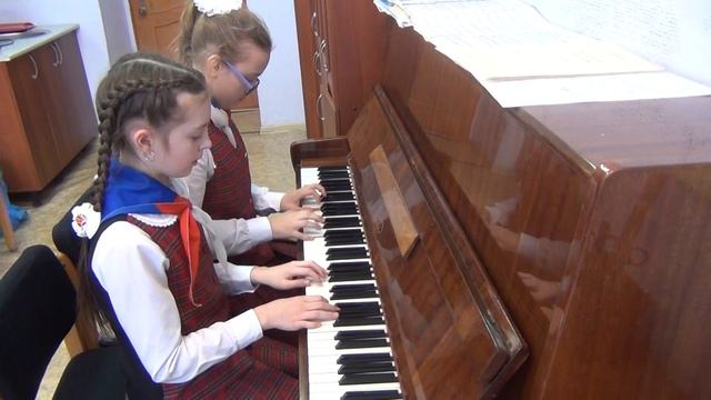 423 Павлова Настя и Мехрякова Маша г Пермь Добрый жук смотреть онлайн