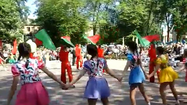 Танцевальный коллектив Капельки Солнца Кривой Рог смотреть онлайн