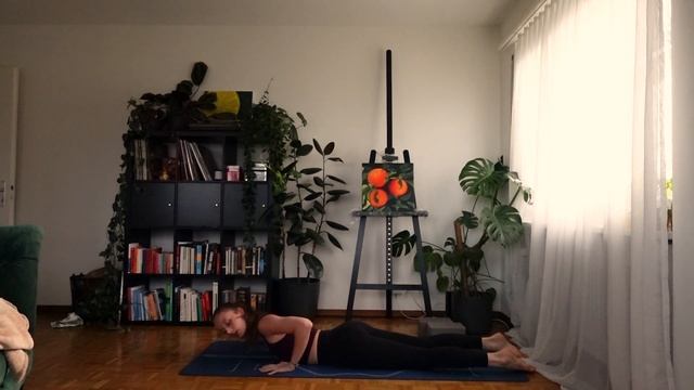 Vinyasa Yoga | 15mins Heart Opening Flow смотреть онлайн