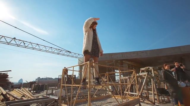 В эту субботу настраивайся на самую крутую ночь! смотреть онлайн