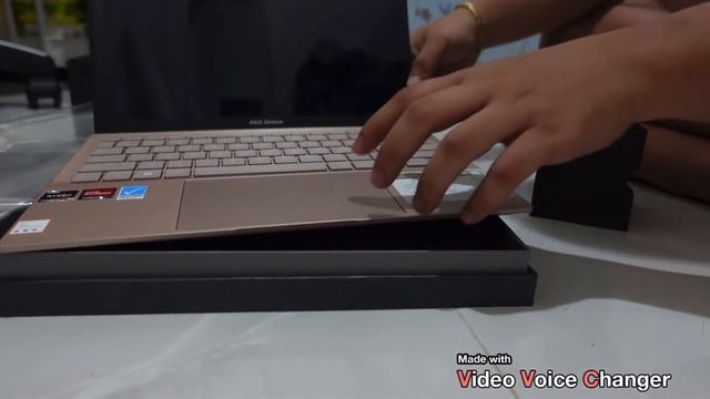 Asus Zenbook s 13 oled | Laptop unbox смотреть онлайн