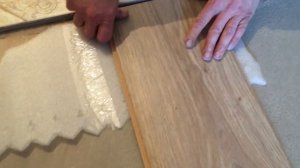 Как правильно состыковать плитку и ламинат