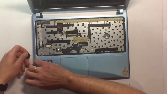 Разборка и чистка ноутбука Acer Aspire V5 471 смотреть онлайн
