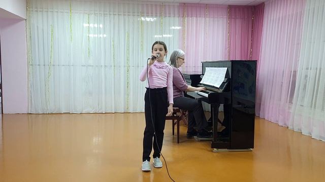 Соловова Настя - "Виолончель" смотреть онлайн