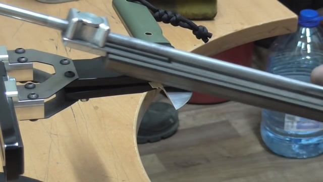 Как при заточке не завалить кончик (острие) ножа?!!! Заходи покажу... смотреть онлайн