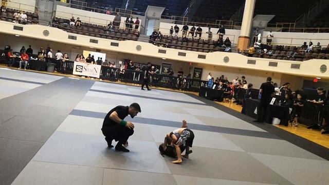 5 year old kid vs 8 year old - Jiu Jitsu Battle Stockton 07/23/22 Daniel Perkov No-Gi # 2 смотреть онлайн