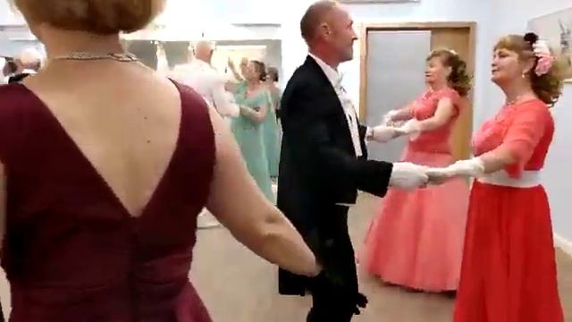 Бал в Марьино. Надежда Алехина, Иван Зинов. смотреть онлайн