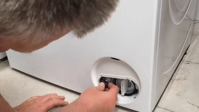 Bosch mosógép szivattyú szűrő tisztítás WAN24XXX смотреть онлайн