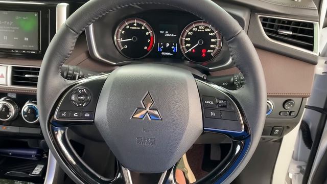 TOUR MITSUBISHI XPANDER CROSS PREMIUM PACKAGE смотреть онлайн