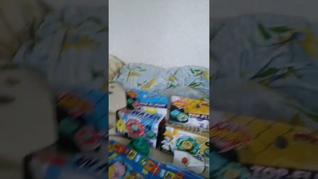 Наша колекция бейблэйдов смотреть онлайн