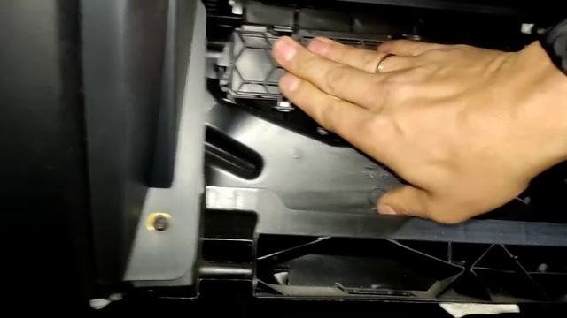 Skoda Octavia A7 замена фильтра салона смотреть онлайн