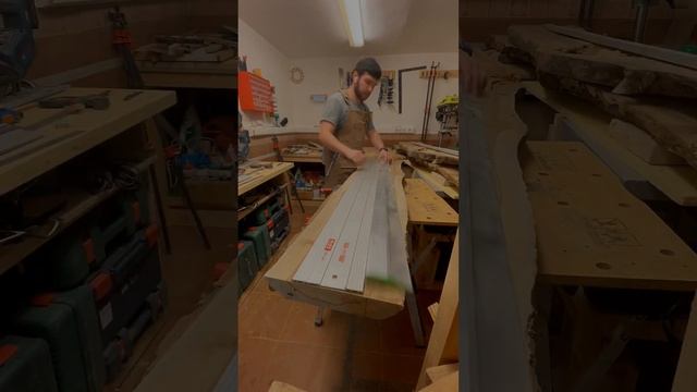 Консоль из грецкого ореха. Часть 1. @bro_woodshop смотреть онлайн