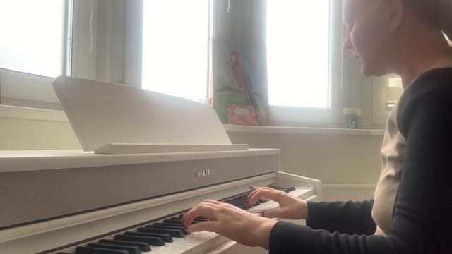 SOFT MOZART RECITAL May 2022: Olga, 42 yo, Russia, plays Л.Книппер "Полюшко-поле" со словами смотреть онлайн