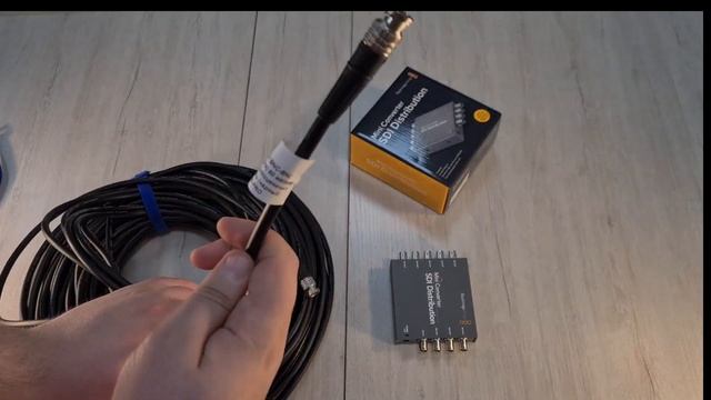 Подключение кабеля GS-PRO 12G SDI BNC-BNC к конвертеру Blackmagic Mini Converter - SDI Distributio смотреть онлайн