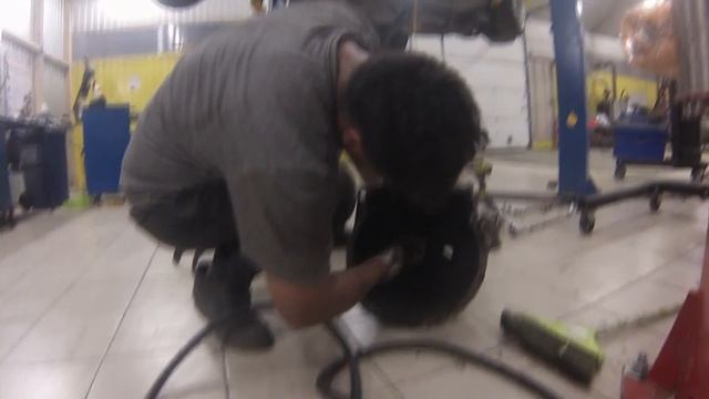 Замена сцепления на БМВ е39 \ не стандартная ситуация смотреть онлайн