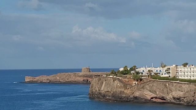 Что интересного нашлось в отеле на Лансароте ;) смотреть онлайн