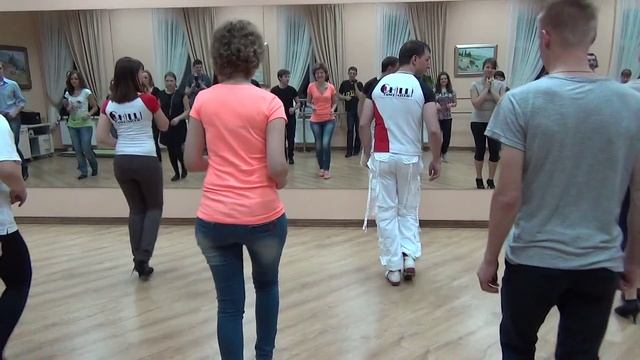 Открытый урок по Salsa от Chilli Dance Studio 3.11.2014 смотреть онлайн