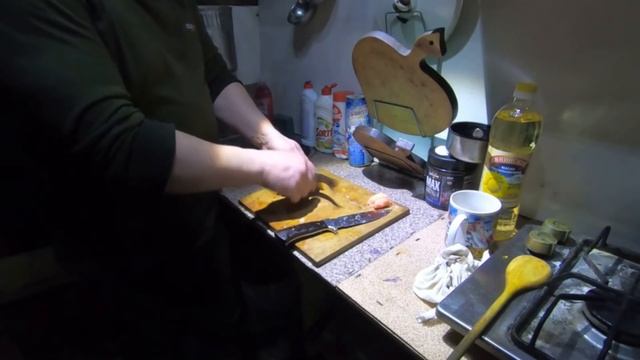 В тайгу на зимовье, часть вторая. Проверка сетей и рыбалка. смотреть онлайн