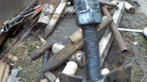 Перенес бытовку на новое место. Работа своими руками, без всякой специальной техники.