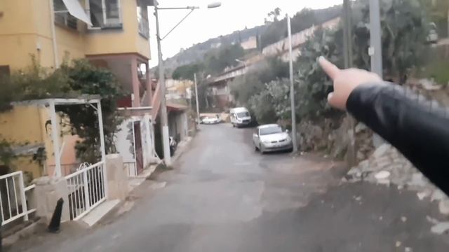 Как СЕНТЯБРЬ?В СТРАННОМ МЕСТЕ?Дом В ГОРЕ?Призыв К НАМАЗУ?Признание В ЛЮБВИ?Все ЧЕСТНЫЕ не ВОРЫ?