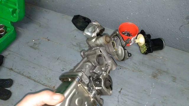 VW Skoda Seat клапан егр ремонт (помилки P0407 P0405 P0403 P046C) смотреть онлайн