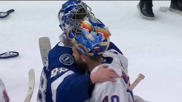 Lightning And Islanders Exchange Handshakes After Tense 7-Game Series смотреть онлайн