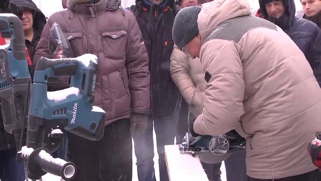 17.12.16 – день MAKITA в "Кум-Тигей инструмент"! ПОДАРКИ В ДЕНЬ MAKITA! смотреть онлайн