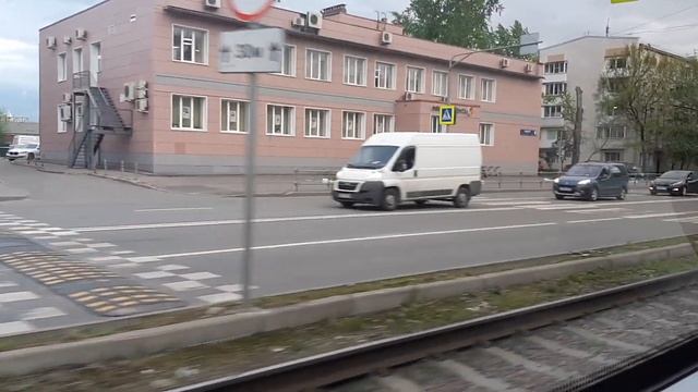 Трамвай 31107. номер 4 пр. Метро Бульвар Рокоссовского - Просторная улица. 19.05.2022 смотреть онлайн