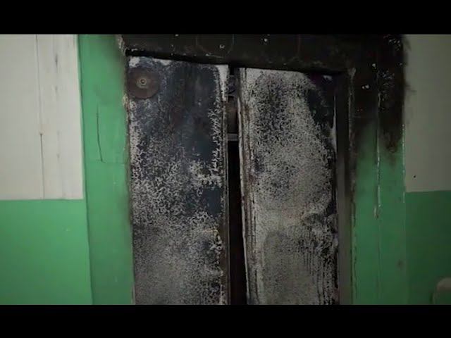 В Усть-Илимске два подростка сожгли лифт смотреть онлайн