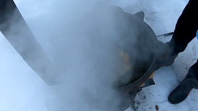 Солянка в казане на костре смотреть онлайн