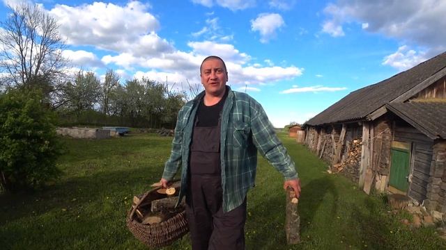 УЕХАЛ С ДОЧКОЙ В ДЕРЕВНЮ||НАЛАЖИВАЕМ ДЕРЕВЕНСКИЙ БЫТ смотреть онлайн