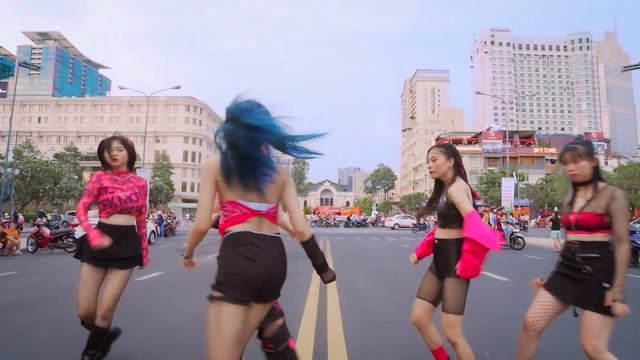 [ONETAKE KPOP IN PUBLIC] (여자)아이들((G)I-DLE) - ‘TOMBOY’ Dance Cover By P.I.E Dance Team from Vietnam смотреть онлайн