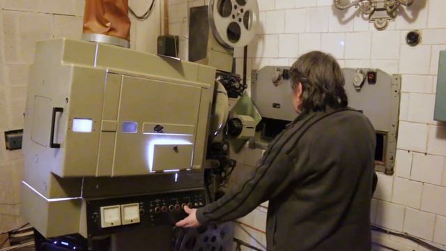 Онлайн-встреча ко дню рождения кинокамеры «Sтоп-кадр» смотреть онлайн