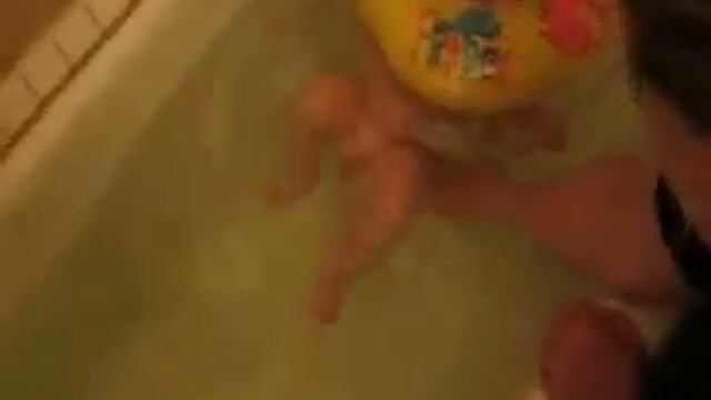 Самое милое видео! Губки бантиком смотреть онлайн