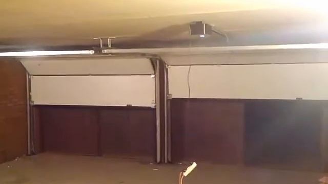 Автоматические секционные ворота. ALUTECH. Электро приводом DOORHAN. смотреть онлайн
