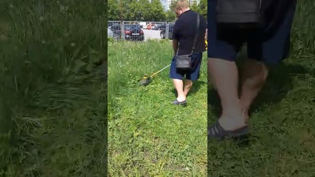 DeWaLT DCM561PB-QW | DCM 561P1-QW видео обзор