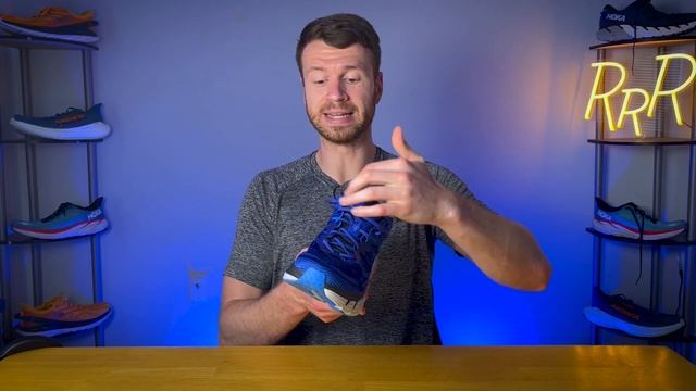 HOKA Gaviota 4 Shoe Review: The Max Cushion Stability Staple Returns with Even More Padding смотреть онлайн