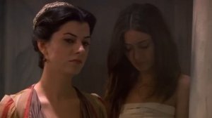 Хюррем первый раз в хамаме. Скандал. Начало.