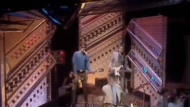 The Jam - The Eton Rifles смотреть онлайн