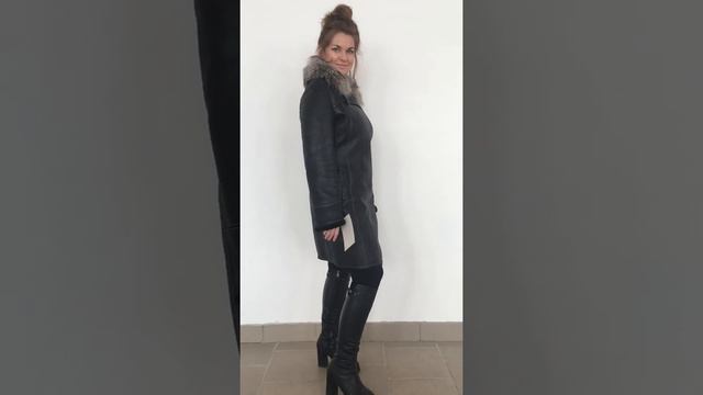 Дубленка женская облегченная 12500 ₽ в отличном состоянии р.42-44 /10891/ смотреть онлайн