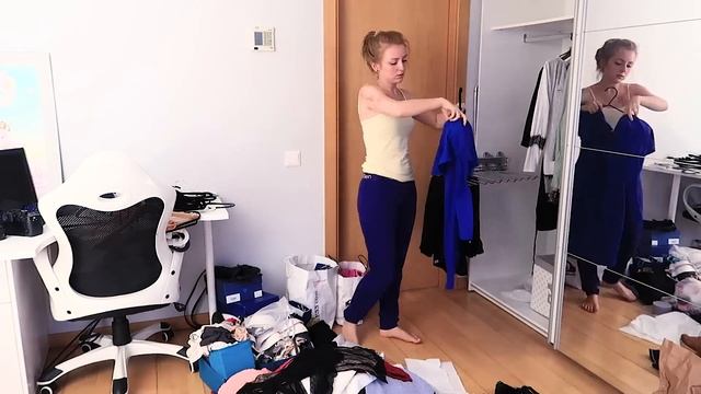 МОЙ ГАРДЕРОБ! УБОРКА В ШКАФУ! РАЗБОР ГАРДЕРОБА! ПЕРЕБИРАЮ ВЕЩИ ЛЕТО- ОСЕНЬ! | MAKEUPKATY смотреть онлайн